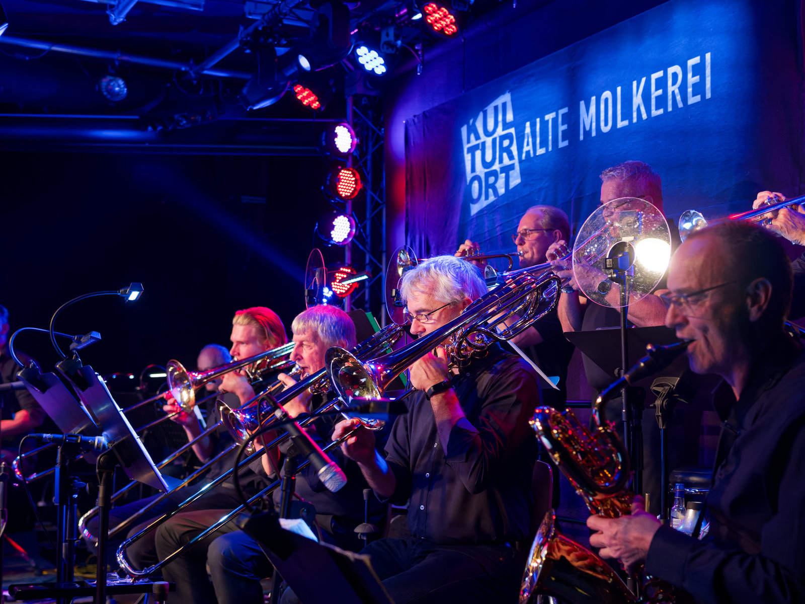 BigBand live