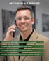 Berater Dustin telefoniert lächelnd; Text zu Absicherung, Vorsorge, Vermögen und unabhängiger Rentenberatung.