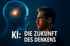 Zwei Personen prüfen Dokumente und interagieren mit digitalen Symbolen für Datenanalyse und Sicherheit.