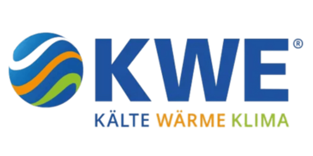Blaues KWE-Logo mit stilisiertem Globus und Text "KÄLTE WÄRME KLIMA".