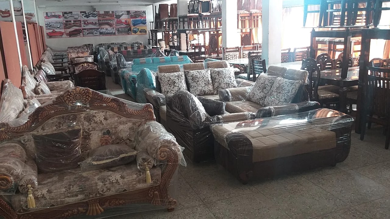 Classic Sofas & Dining