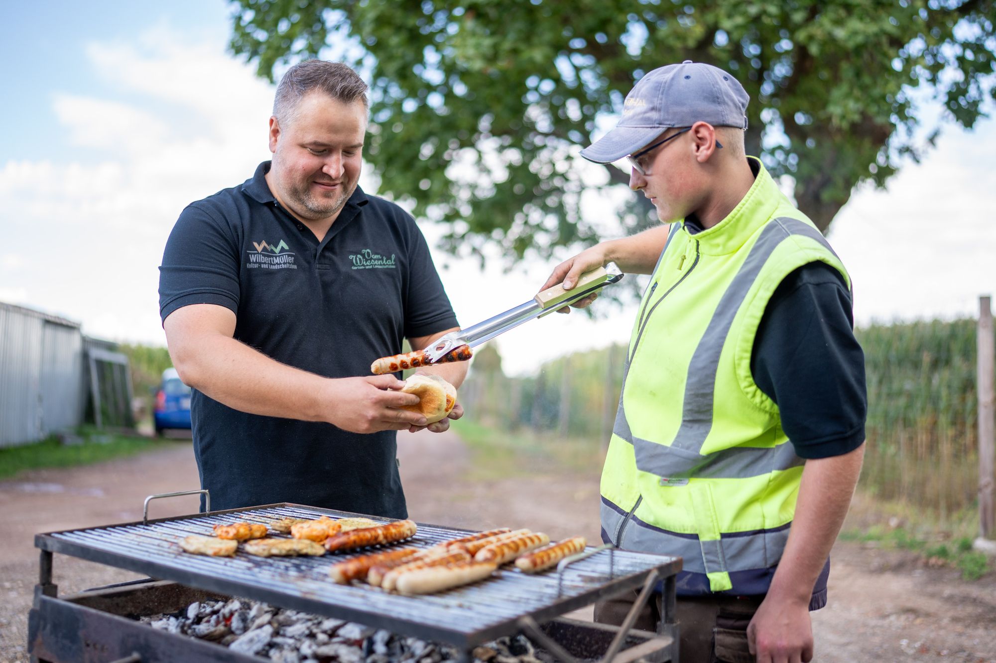 Grillen nach der Baustelle gehört dazu.