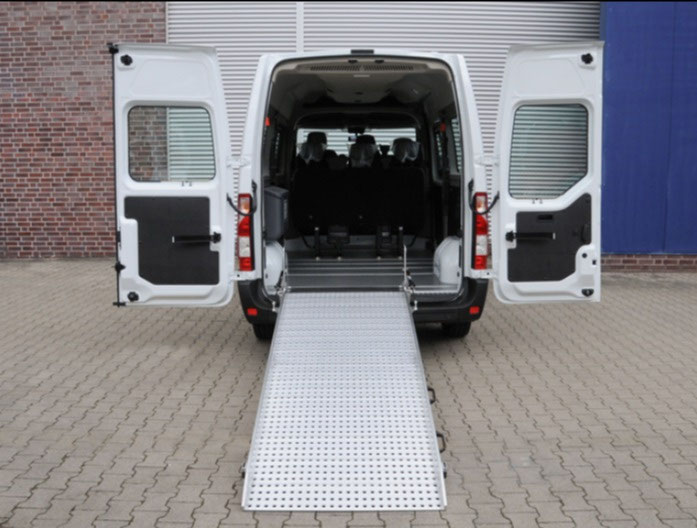 Nissan NV400 mit Eurorampe – Bild 2