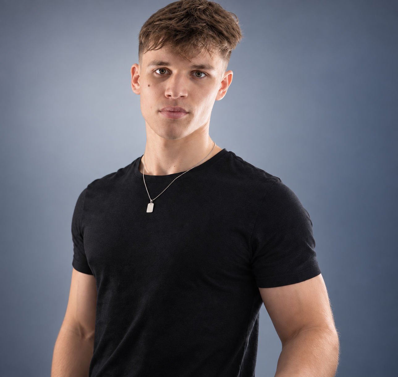 Portraitfoto Emil Faußner, entspannt, kein Bewerbungsfoto