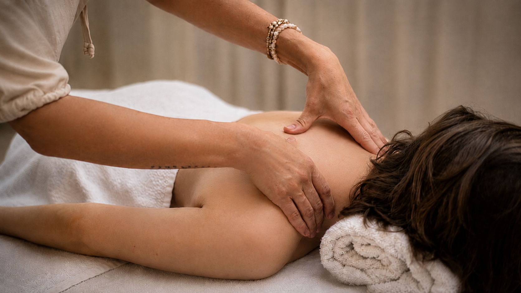 Rücken-Nacken-Massage