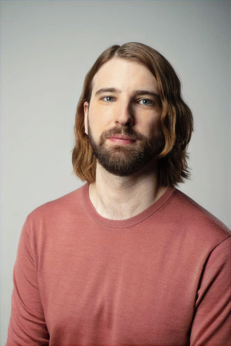 Blake Morgan, tenor of VOCES8