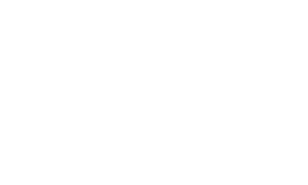 Weißes HKM-Logo auf dunkelgrünem Hintergrund.