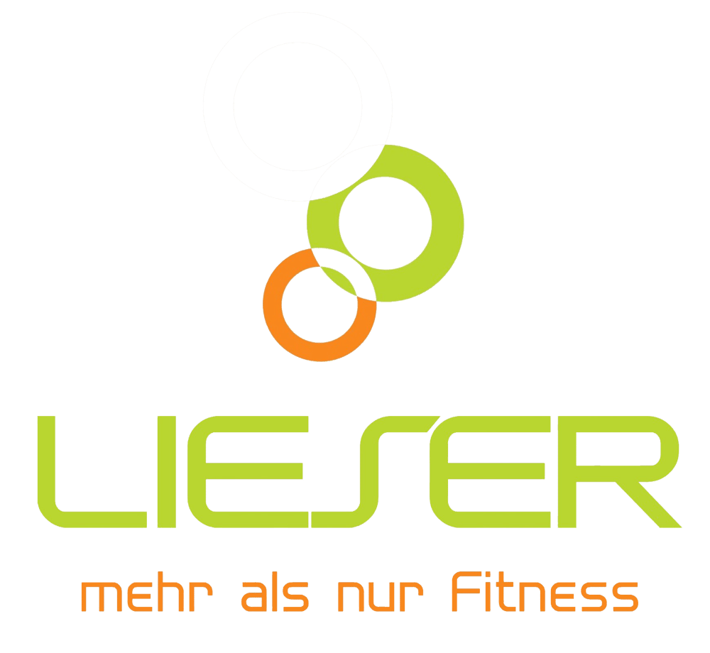 Juka Dojo Fitness Club Logo mit dunkelgrauem "Juka Dojo" und orangefarbenem "Fitness Club" auf grünem Hintergrund.