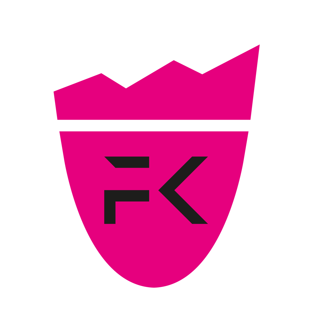 Pinkes Schild mit Zackenkrone und schwarzen Buchstaben "FK" auf dunkelgrünem Hintergrund.