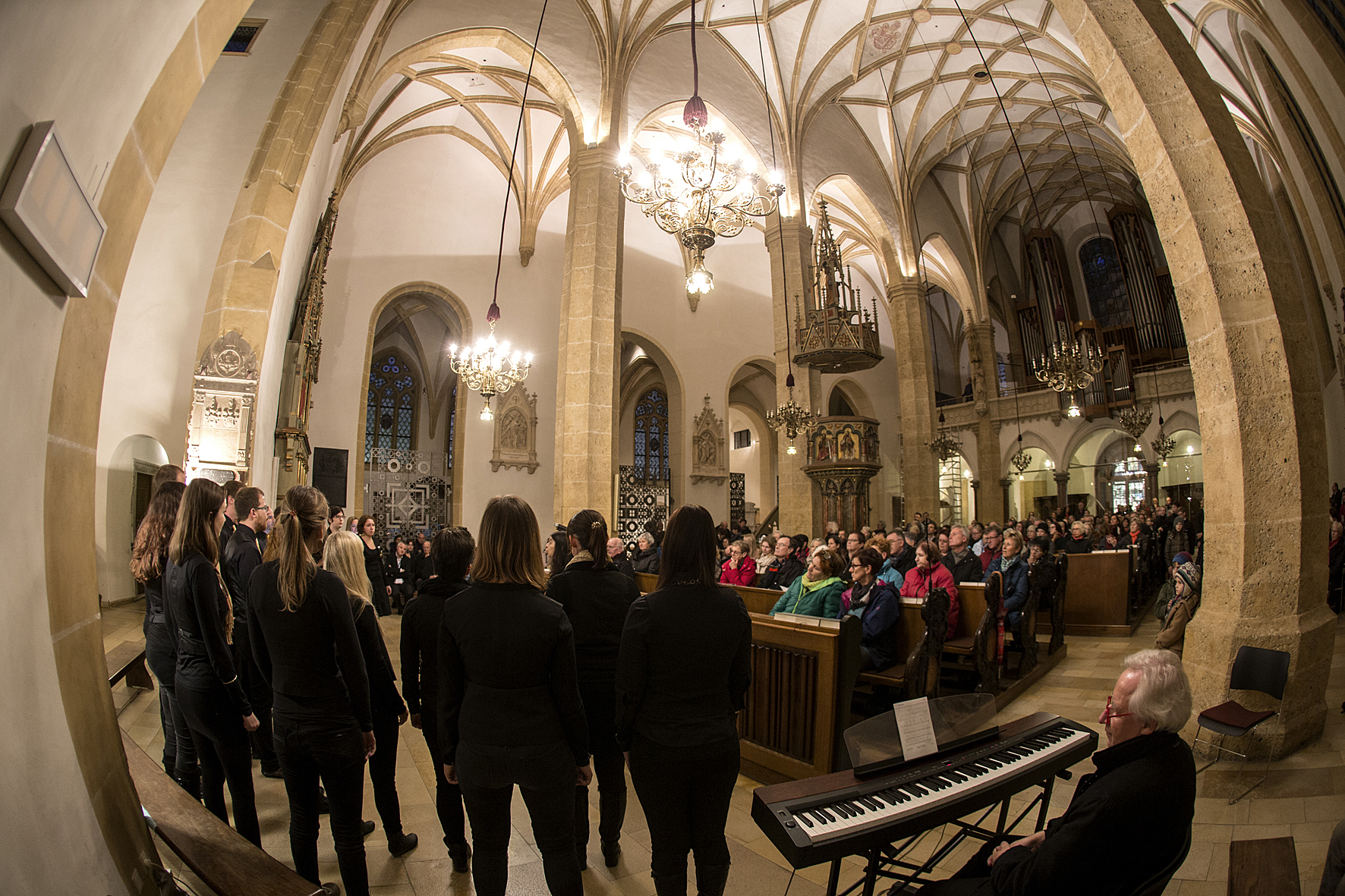 Tonikum singing a cappella in the Stadtpfarrkirche, Voices of Spirit 2016, Graz