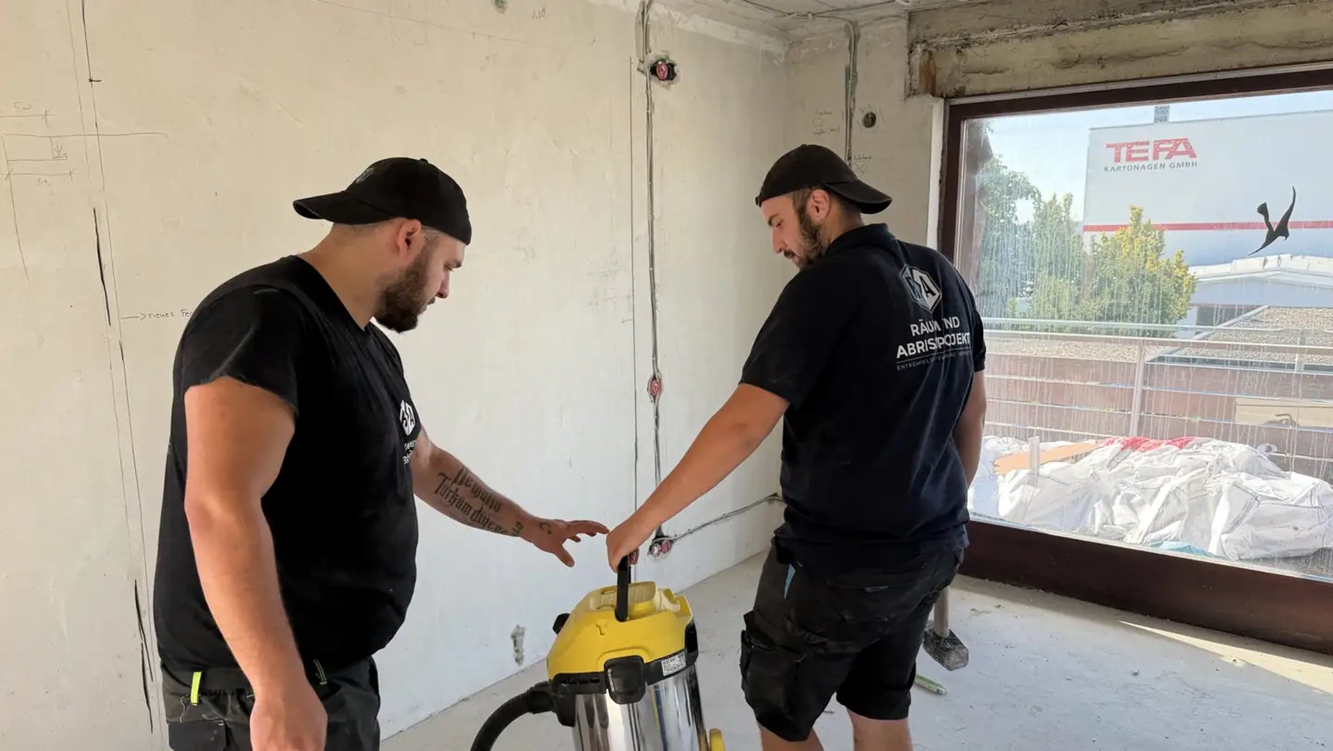 Projektfoto: Asbestsanierung und Rückbauarbeiten in Rutesheim