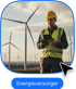 Techniker mit Schutzhelm und Warnweste bedient Tablet vor Windrädern; Text: Energieversorger.