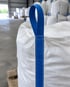 Blaue Hebeschlaufe an einem Big Bag