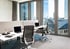Hochwertiger New Work Büroraum mit Open Space Konzept