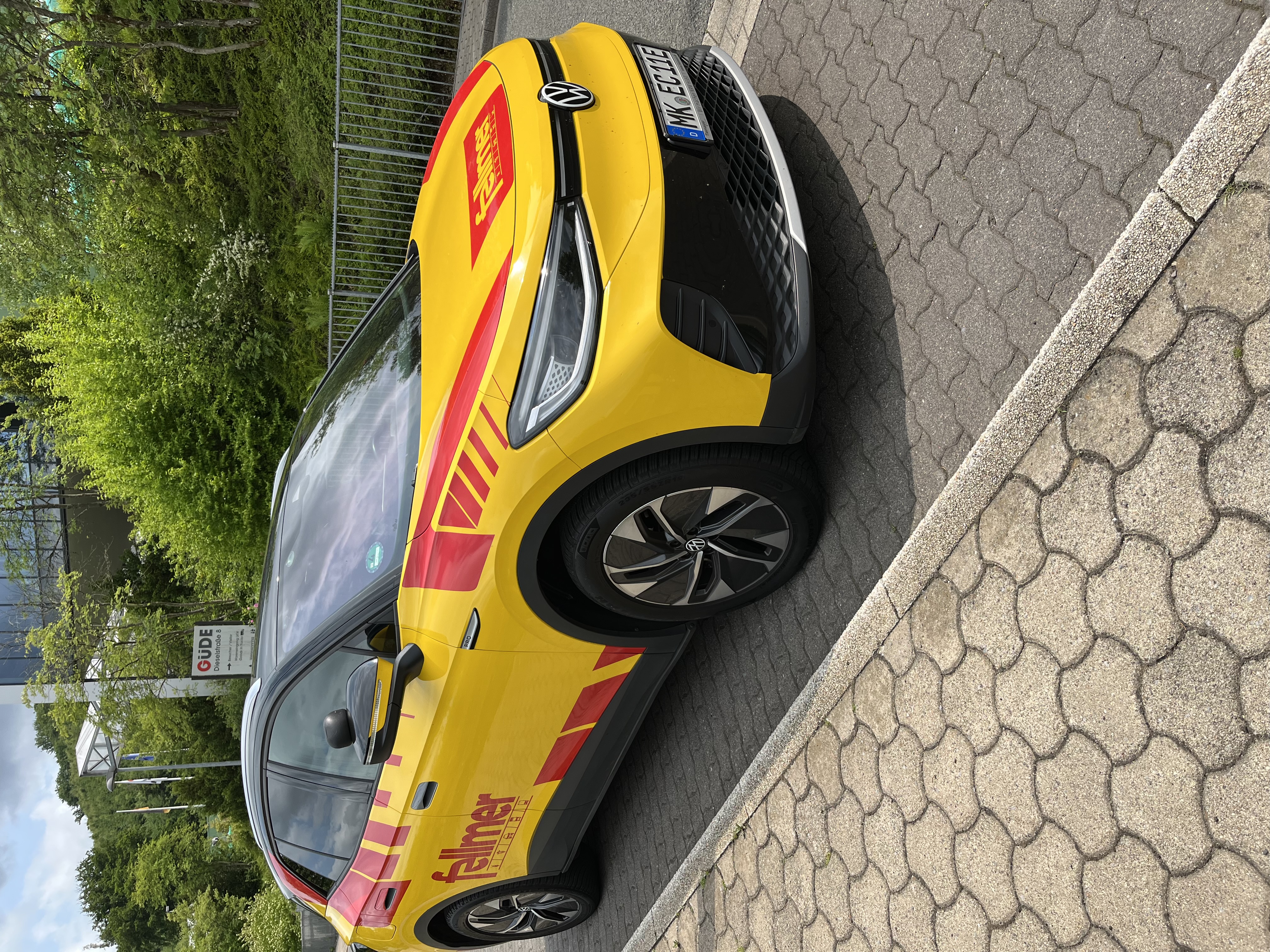 Fahrzeug der Fahrschule Fellmer