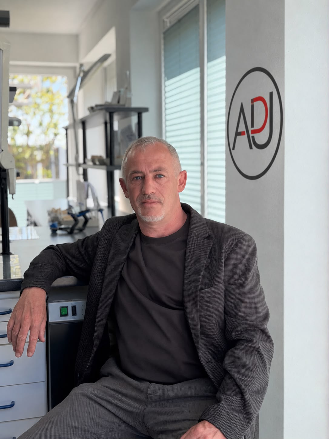Waldemar Kern, Zahntechnikermeister und Gründer von ADU-Dental