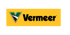 Vermeer Logo: Schwarzer Text "Vermeer" auf gelbem Hintergrund, links ein stilisiertes V in Grün, Weiß und Schwarz.