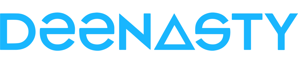 Blauer "DEENASTY"-Schriftzug in Großbuchstaben auf dunklem Hintergrund.