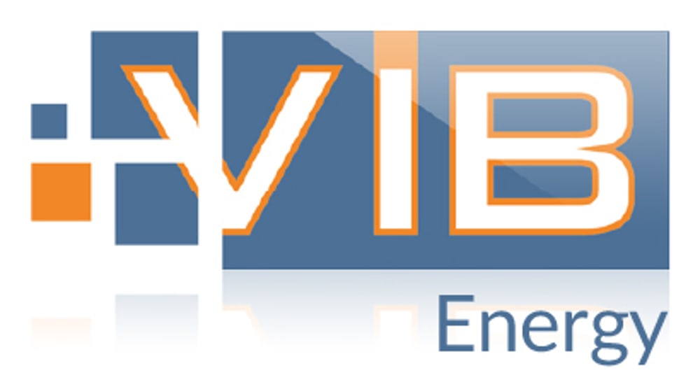 Logo von VIB Energy mit großen weißen Buchstaben auf blauem Hintergrund und orangefarbenen Akzenten. In Koblenz senkt Energiekosten mit ViB Energy