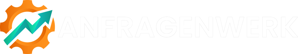 Orangefarbenes Zahnrad mit einem türkisfarbenen Pfeil und dem Text „ANFRAGENWERK“.