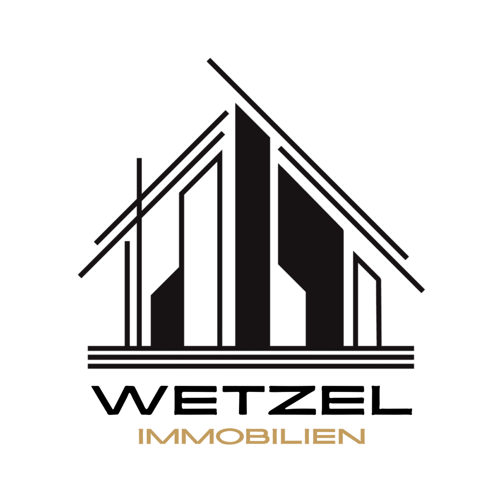 Logo: Schwarze Gebäudesilhouette mit goldenem Text "WETZEL IMMOBILIEN" auf dunkelgrünem Hintergrund.