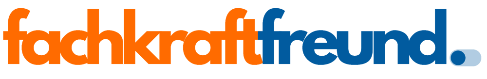 Das Logo zeigt den orangefarbenen Text "fachkraft" und den blauen Text "freund."