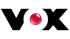 Schwarzes VOX-Logo mit einem roten Kreis anstelle des Buchstabens "O" auf grünem Hintergrund.