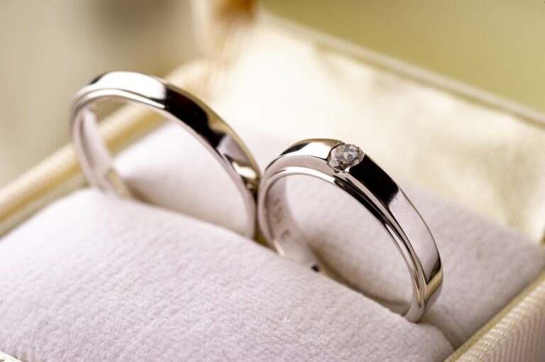 Ringe in Schatulle