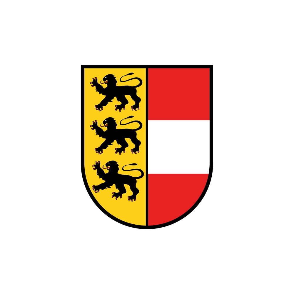 Wappen mit drei schwarzen Löwen auf gelbem Feld links und rot-weißem Streifenmuster rechts.