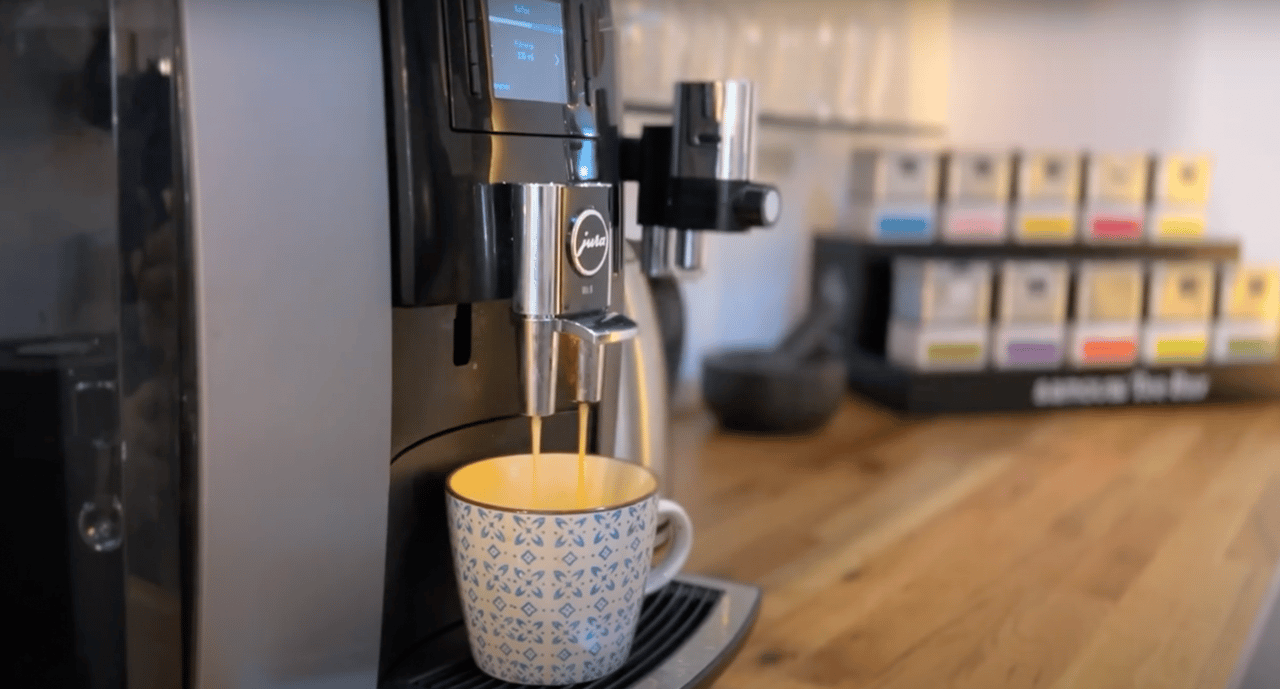 Getränkepauschale mit Kaffee aus dem Vollautomaten, Wasser und Softdrinks
