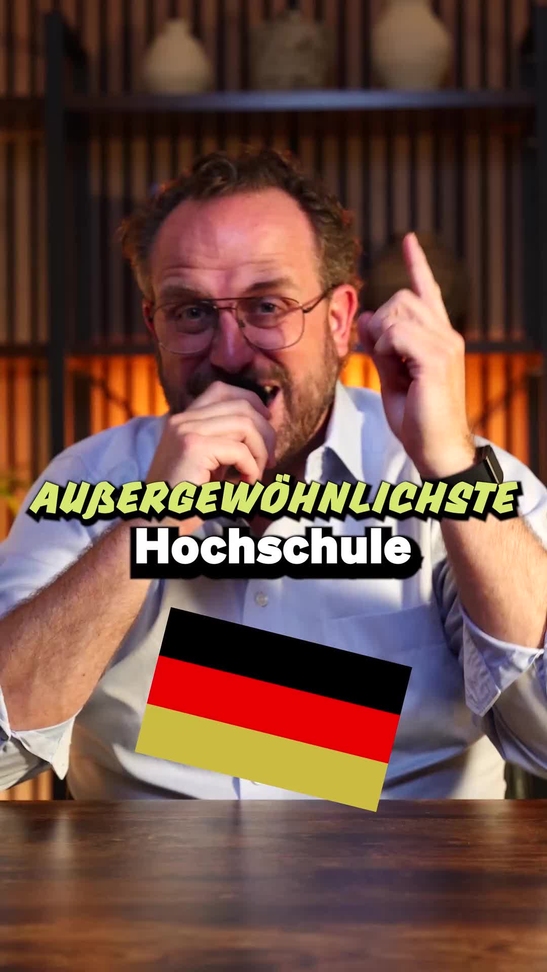 Mr. Karriere stellt die Hochschule Koblenz als staatliche Alternative zu Privatunis mit ungewöhnlichen Studiengängen vor.