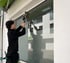 Große Fensterfront mit Abzieher gereinigt – nachher