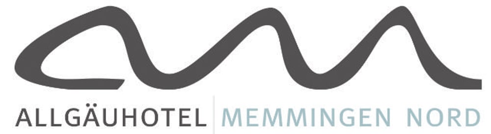 Logo: Eine dunkle Wellenlinie über den Wörtern "ALLGÄUHOTEL" und "MEMMINGEN NORD".