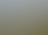 Holzrahmenkonstruktion eines Gartenpavillons in einem Garten unter bewölktem Himmel.