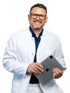 Dr. Csaba Losonc in weißem Kittel und Brille, der ein graues Tablet mit Apple-Logo hält.