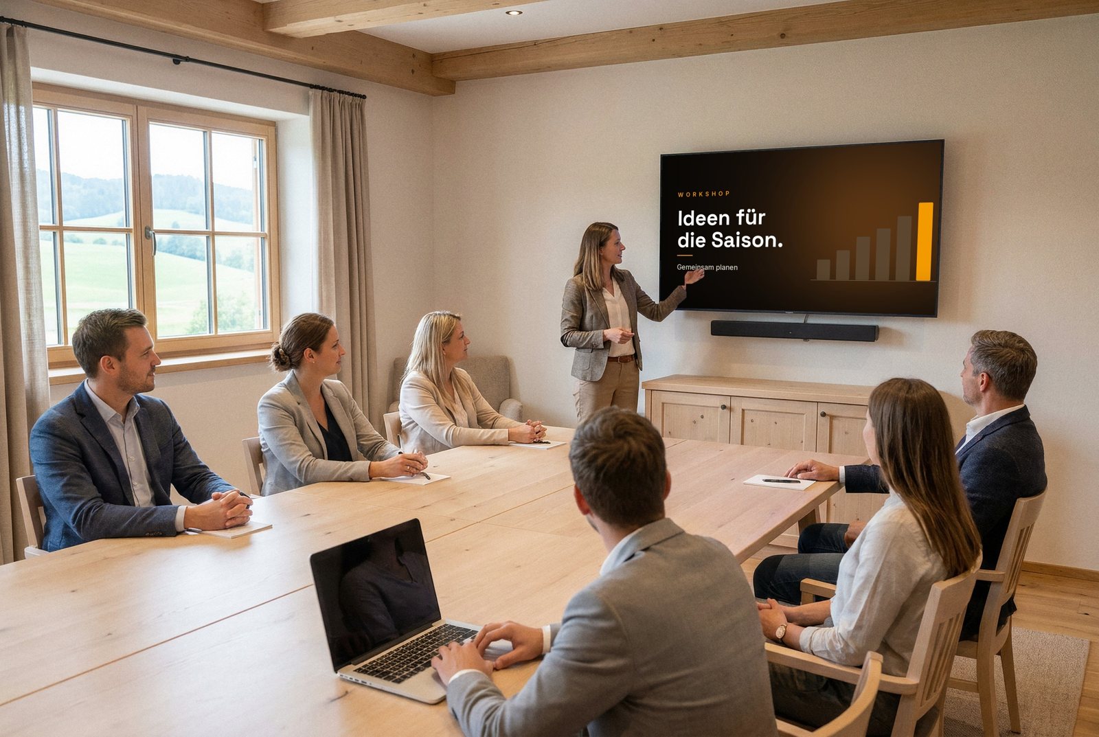 Seminarraum mit Display und Video-Bar