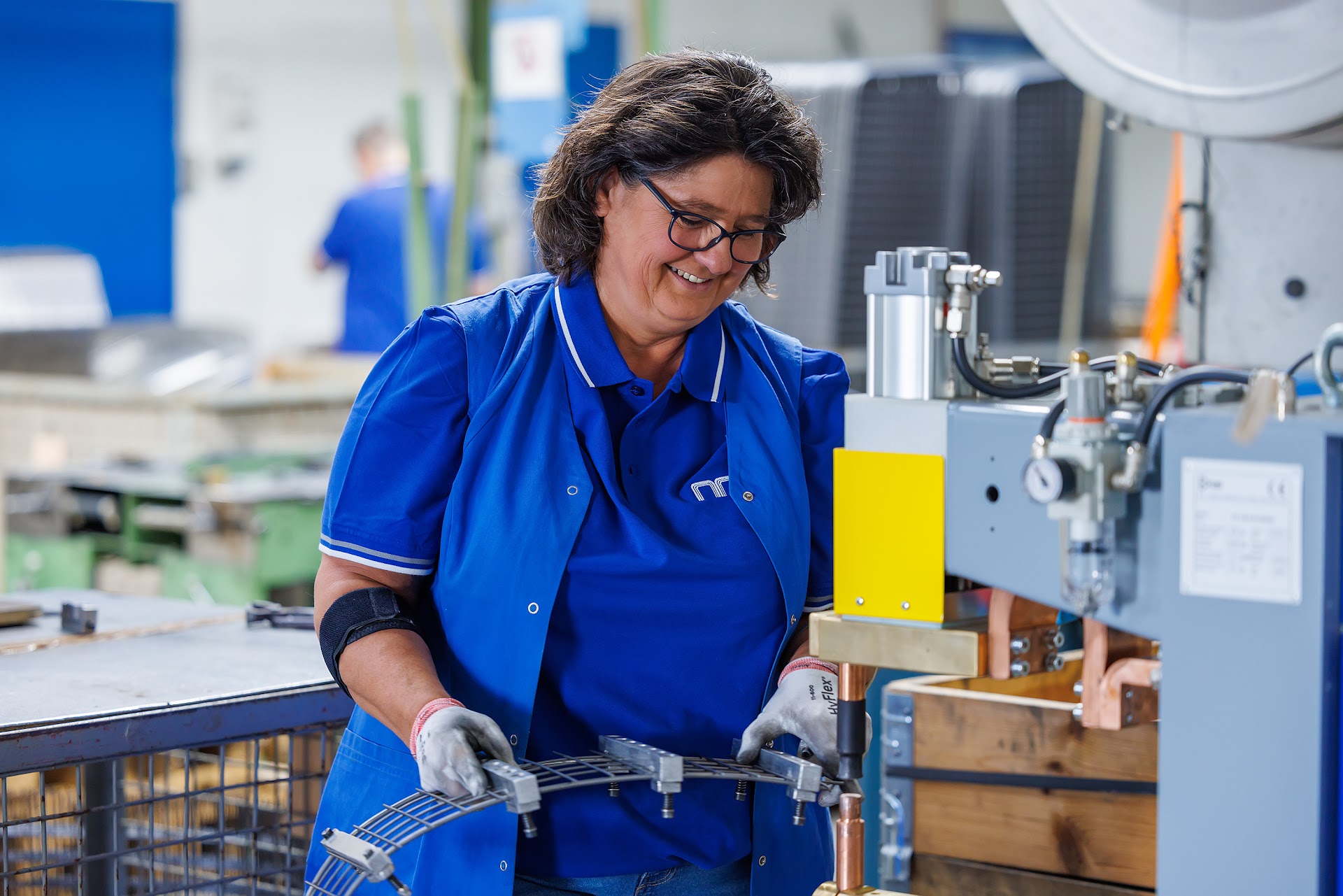 An der Maschine in Neuenrade