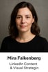 Mira Falkenberg, LinkedIn Content & Visual Strategin, lächelt sanft und trägt ein schwarzes Oberteil.