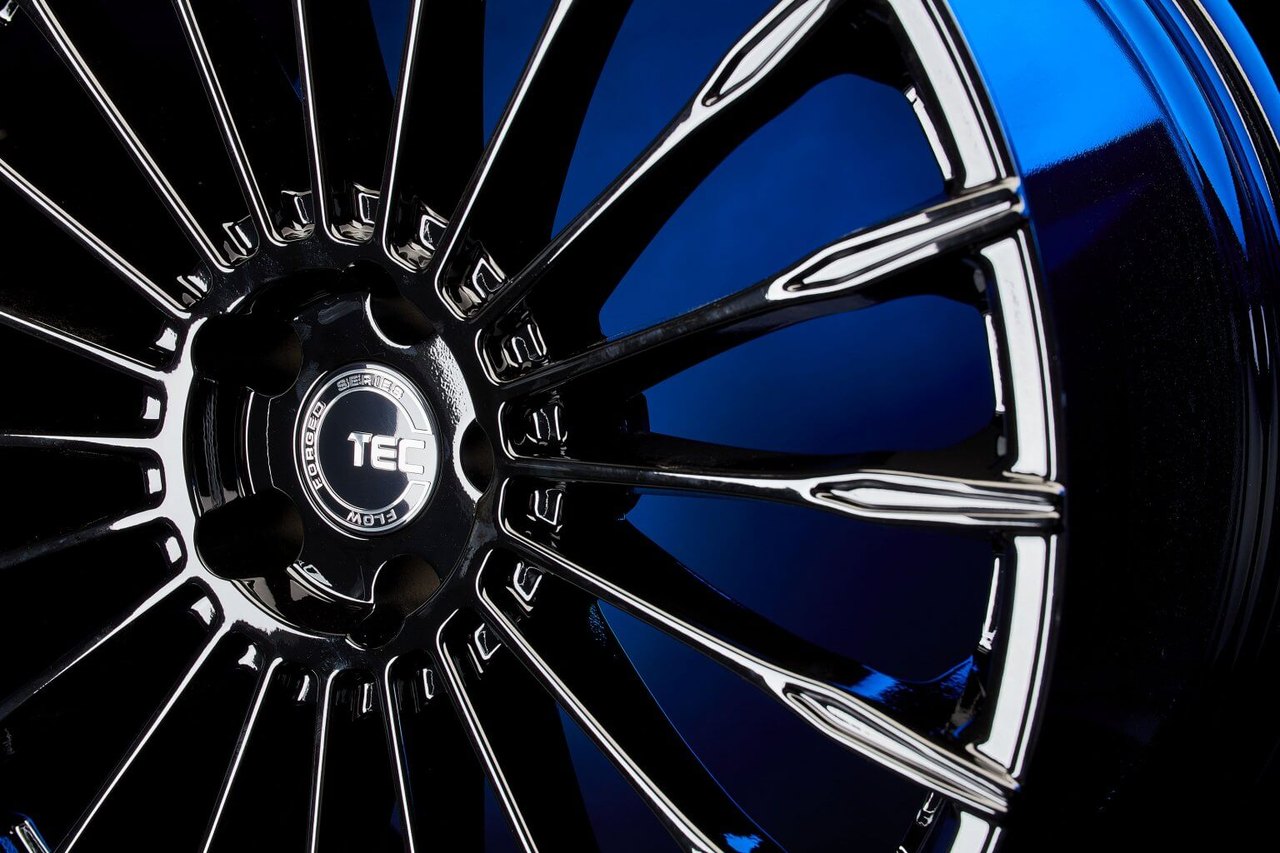 TEC Speedwheels Flowforged Alufelge als Beispiel für Guss- und Schmiedetechnik
