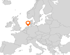 Karte von Europa mit einem orangefarbenen Standortsymbol über den Niederlanden.