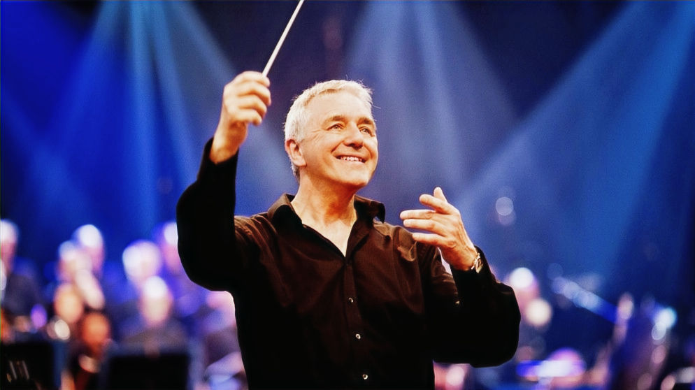 Howard Arman conducting