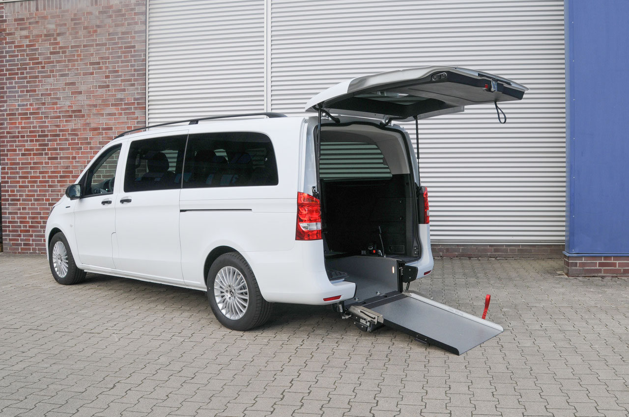 eVito / EQV mit Heckausschnitt – Bild 1
