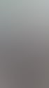 Standbild aus dem Kurzvideo für Bosch: ein Auszubildender hält seinen Ausbildungsvertrag in die Kamera