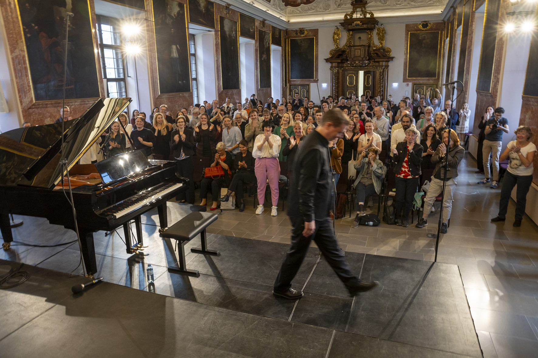 Ola Gjeilo acknowledging the audience after his solo concert in the Minoritensaal, Voices of Spirit 2024, Graz