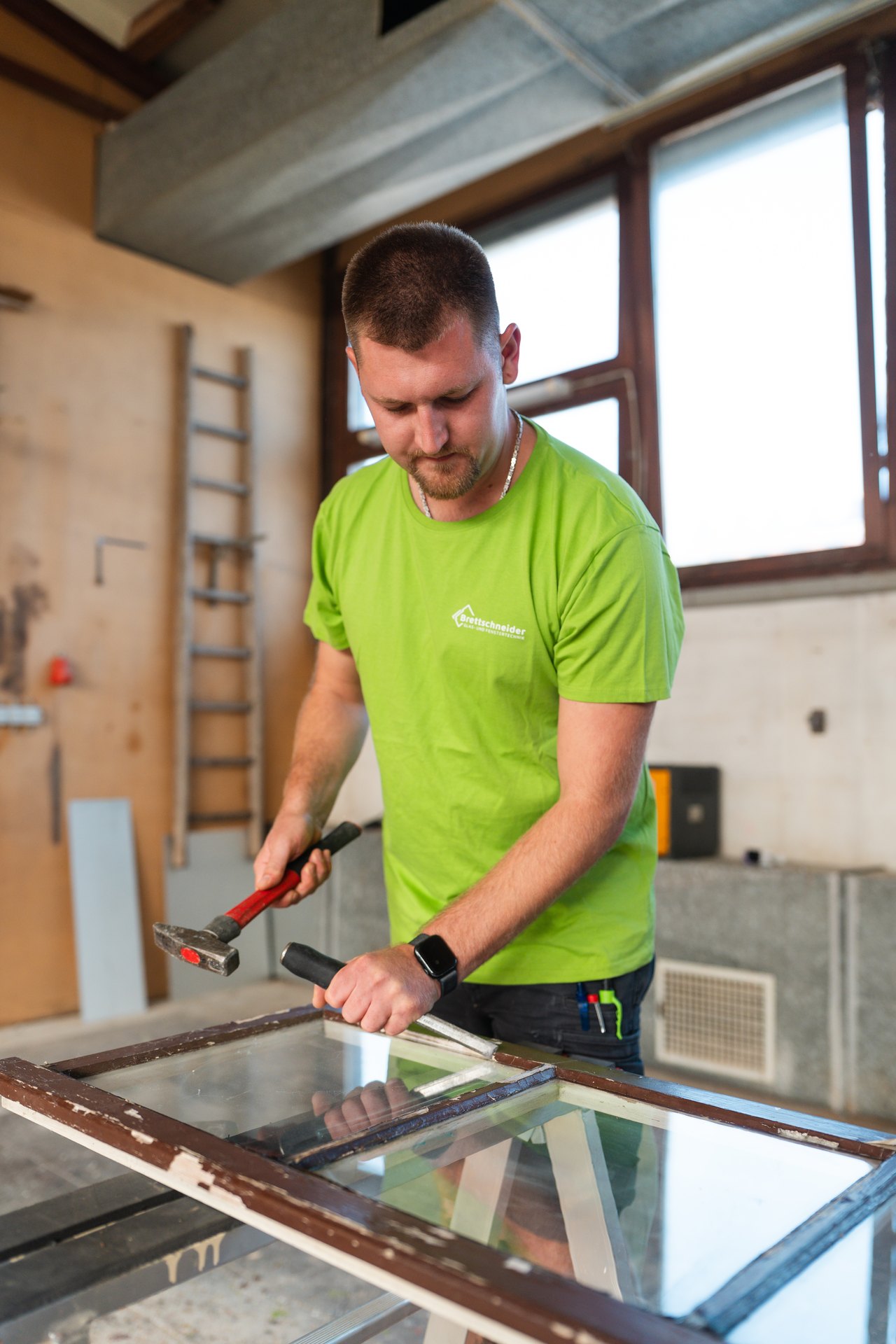 Schnelle Hilfe, wenn Fenster oder Türen klemmen
