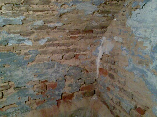 Salzausblühungen Stall/Garage