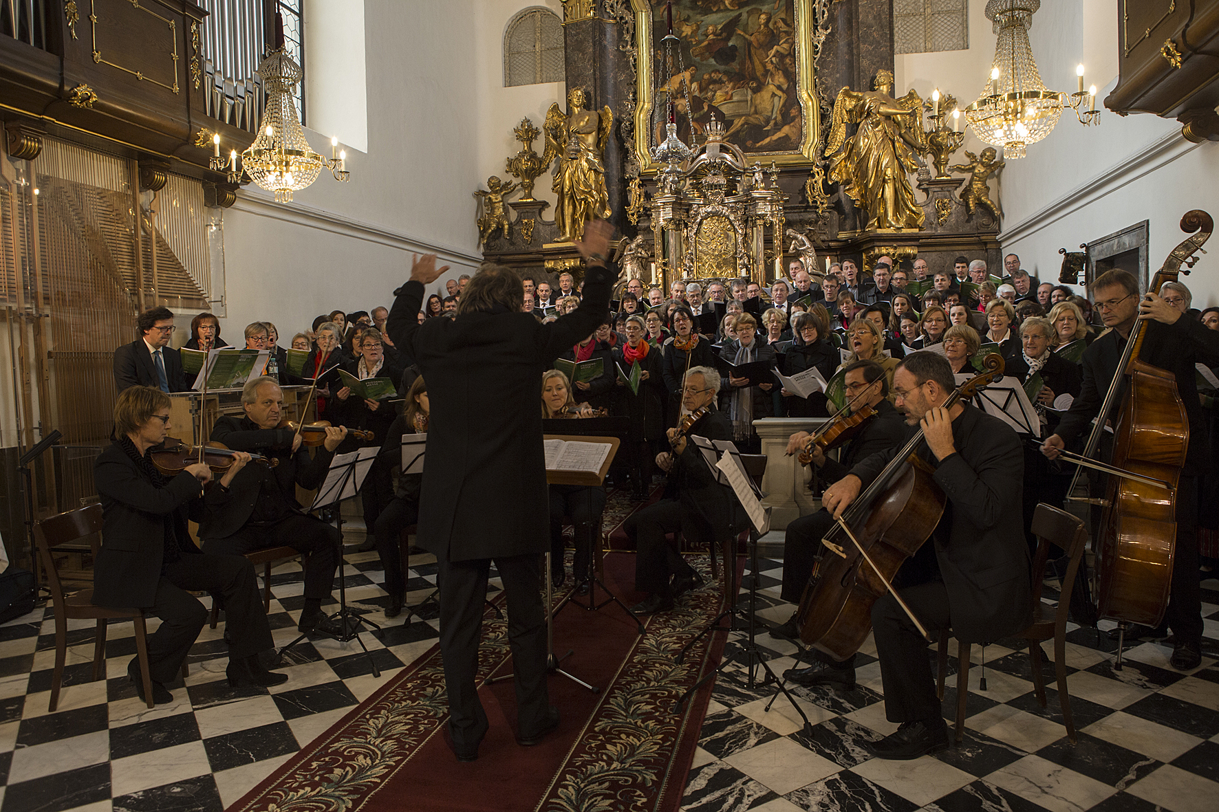 Massed choirs and orchestra performing Karl Jenkins' The Armed Man - A Mass for Peace, Voices of Spirit 2016, Graz
