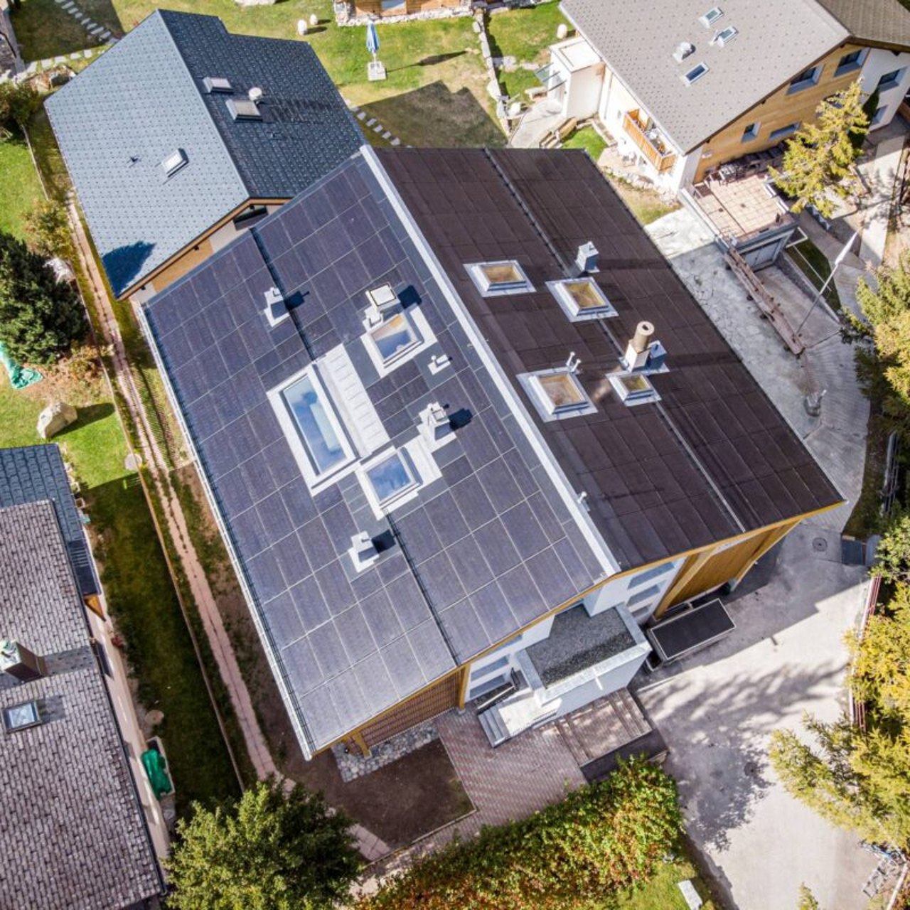 SwissSolarRoof Referenz Wohnhaus