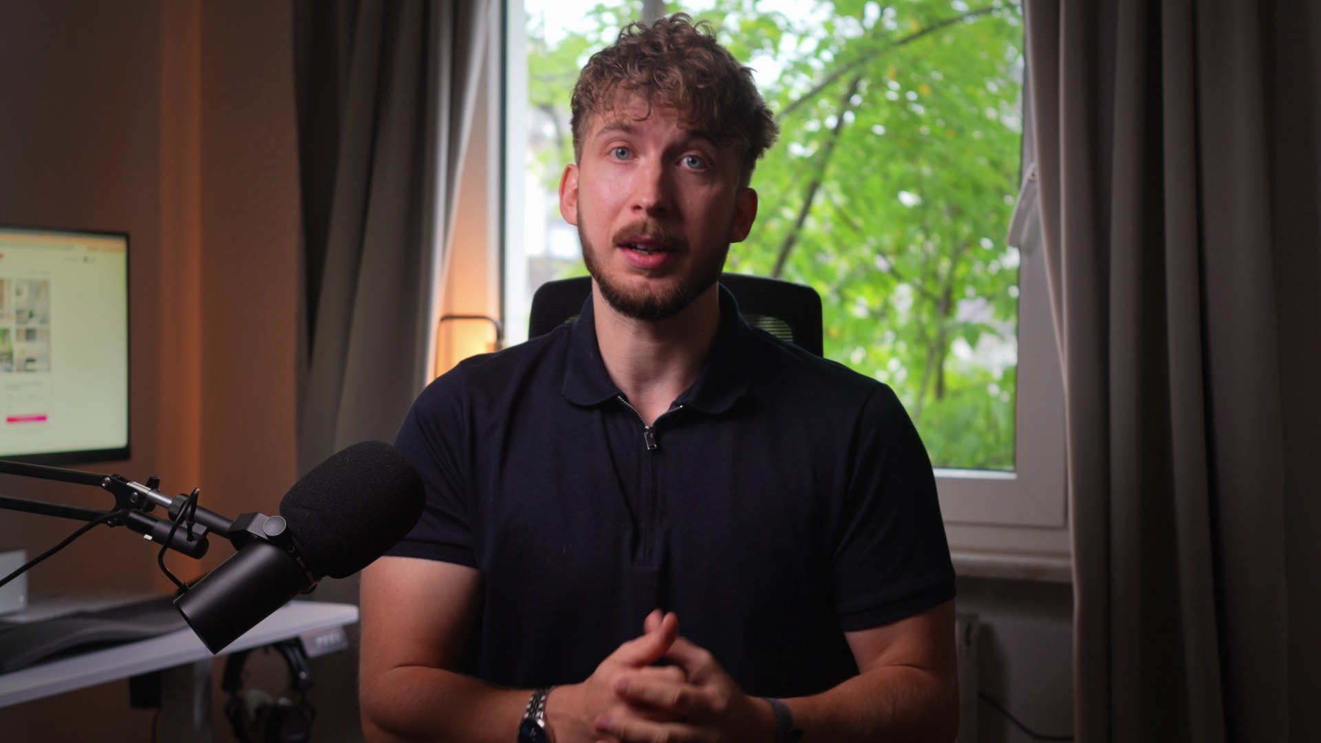 Niklas Kuhn, Gründer von Fewo Butler, im Video über KI-Systeme für Ferienwohnungen