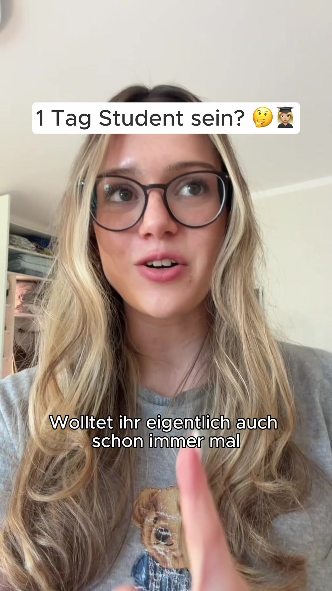 Standbild aus dem TikTok von schule.tipps für die Macromedia University